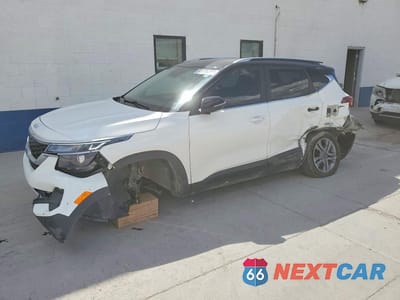 2023 KIA SELTOS S KNDEU2AA9P7353058 - główne zdjęcie licytacji z USA - miniatura
