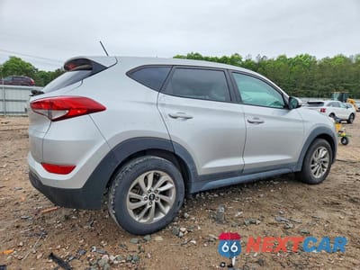 Trzecie zdjęcie samochodu z tyłu: 2016 HYUNDAI TUCSON SE VIN:KM8J23A44GU257307 - miniatura