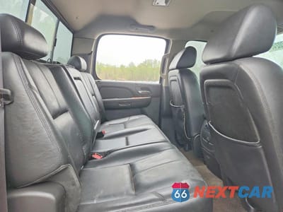 Zdjęcie 10 z 13 samochodu: 2008 CHEVROLET SILVERADO K2500 HEAVY DUTY VIN:1GCHK23658F119387 - miniatura