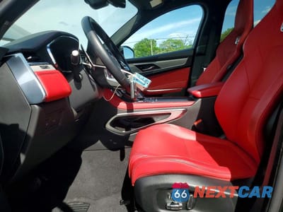 Zdjęcie 7 z 13 samochodu: 2025 JAGUAR F-PACE R-DYNAMIC S VIN:SADCT2EX8SA746980 - miniatura