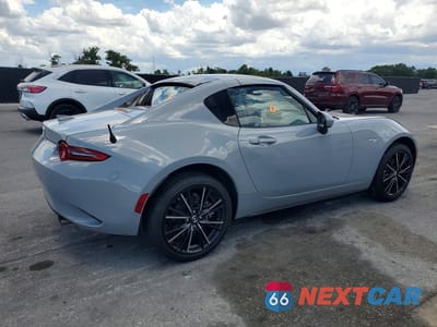 Trzecie zdjęcie samochodu z tyłu: 2024 MAZDA MX-5 MIATA GRAND TOURING VIN:JM1NDAM71R0602541 - miniatura