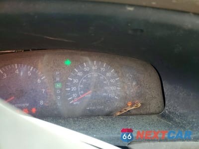 Zdjęcie 9 z 13 samochodu: 2002 TOYOTA SIENNA XLE VIN:4T3ZF13C42U477742 - miniatura