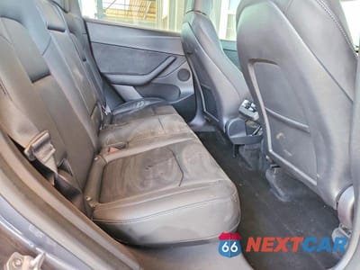 Zdjęcie 11 z 13 samochodu: 2022 TESLA MODEL Y VIN:7SAYGDEE4NF411469 - miniatura