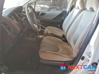 Zdjęcie 7 z 12 samochodu: 2007 HONDA FIT S VIN:JHMGD38647S048921 - miniatura
