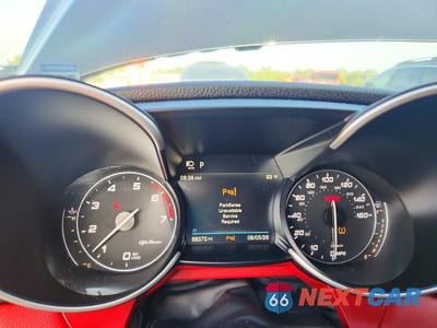 Zdjęcie 9 z 12 samochodu: 2020 ALFA ROMEO GIULIA TI VIN:ZARFAMBNXL7631234 - miniatura