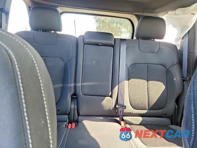 Zdjęcie 10 z 13 samochodu: 2025 JEEP GRAND CHEROKEE LAREDO VIN:1C4RJGAG7S8804969 - miniatura