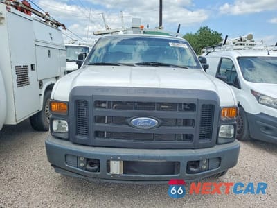 Piąte zdjęcie samochodu w środku: 2008 FORD F350 SRW SUPER DUTY VIN:1FDSF30588EC32702 - miniatura