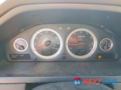 Zdjęcie 9 z 13 samochodu: 2013 VOLVO XC90 3.2 VIN:YV4952CZXD1636176 - miniatura