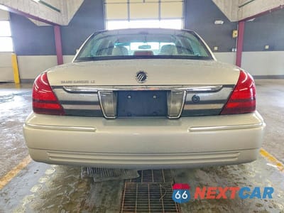 Zdjęcie 6 z 12 samochodu: 2010 MERCURY GRAND MARQUIS LS VIN:2MEBM7FV2AX600867 - miniatura