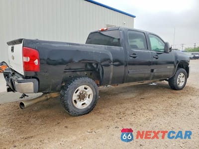 Trzecie zdjęcie samochodu z tyłu: 2008 CHEVROLET SILVERADO C2500 HEAVY DUTY VIN:1GCHC23698F105781 - miniatura