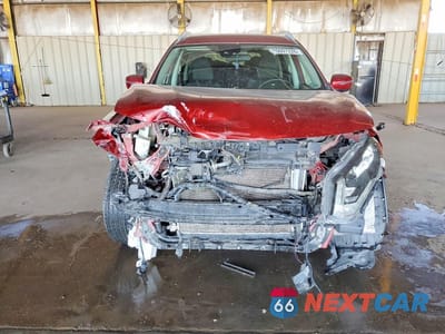 Piąte zdjęcie samochodu w środku: 2020 NISSAN ROGUE SV VIN:5N1AT2MT8LC753379 - miniatura