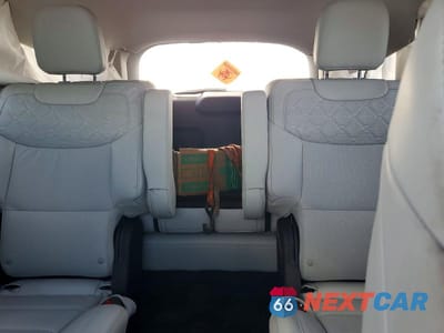 Zdjęcie 10 z 13 samochodu: 2025 FORD EXPLORER PLATINUM VIN:1FMWK7HCXSGC71861 - miniatura