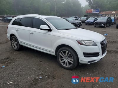 Czwarte zdjęcie samochodu z boku: 2015 AUDI Q7 PREMIUM PLUS VIN:WA1LGAFE7FD029900 - miniatura
