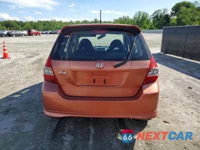 Zdjęcie 6 z 12 samochodu: 2008 HONDA FIT SPORT VIN:JHMGD38648S048290 - miniatura