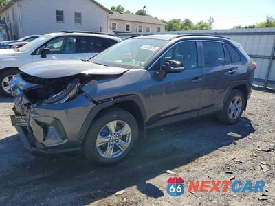 2024 TOYOTA RAV4 HYBRID XLE JTMRWRFV0RJ061546 - główne zdjęcie licytacji z USA - miniatura