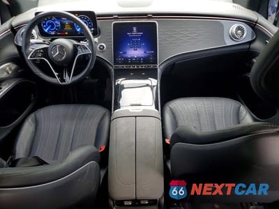 Zdjęcie 8 z 13 samochodu: 2023 MERCEDES-BENZ EQS SUV 450 4MATIC VIN:4JGDM2EB2PA029446 - miniatura