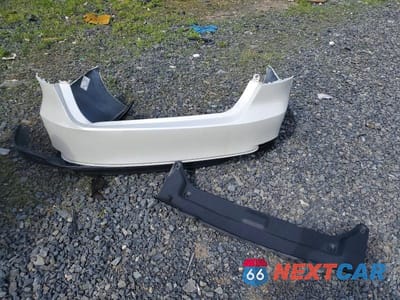 Zdjęcie 12 z 13 samochodu: 2020 TOYOTA CAMRY XLE VIN:4T1F11BK4LU010972 - miniatura