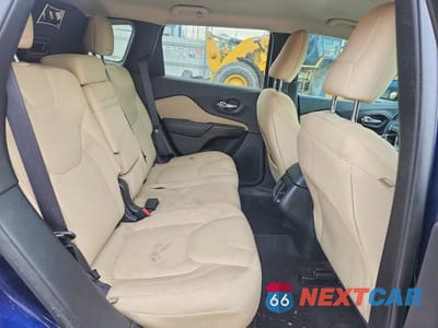 Zdjęcie 11 z 13 samochodu: 2015 JEEP CHEROKEE LATITUDE VIN:1C4PJLCB7FW677417 - miniatura