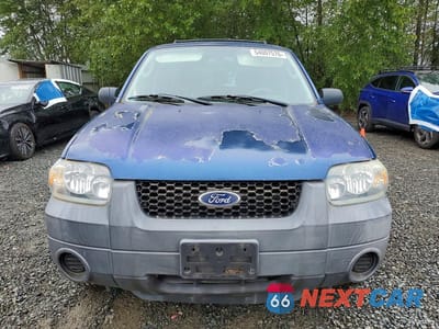 Piąte zdjęcie samochodu w środku: 2007 FORD ESCAPE XLS VIN:1FMYU92Z67KA43808 - miniatura