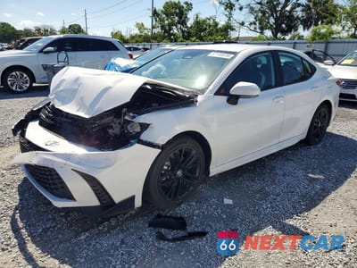 2025 TOYOTA CAMRY 4T1DAACK8SU040500 - główne zdjęcie licytacji z USA - miniatura