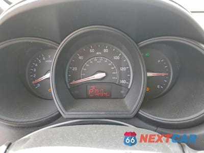 Zdjęcie 9 z 12 samochodu: 2012 KIA RIO LX VIN:KNADM5A32C6016078 - miniatura
