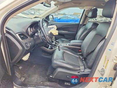 Zdjęcie 7 z 13 samochodu: 2019 DODGE JOURNEY CROSSROAD VIN:3C4PDCGB8KT869124 - miniatura