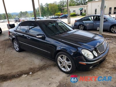 Czwarte zdjęcie samochodu z boku: 2004 MERCEDES-BENZ E 300TD VIN:WDBUF70JX4A445717 - miniatura