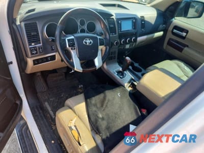Zdjęcie 8 z 13 samochodu: 2015 TOYOTA SEQUOIA PLATINUM VIN:5TDYY5G18FS056202 - miniatura
