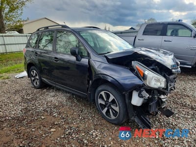 Czwarte zdjęcie samochodu z boku: 2017 SUBARU FORESTER 2.5I VIN:JF2SJABC6HH488582 - miniatura
