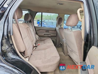 Zdjęcie 11 z 13 samochodu: 2004 NISSAN PATHFINDER SE VIN:JN8DR09Y44W909818 - miniatura