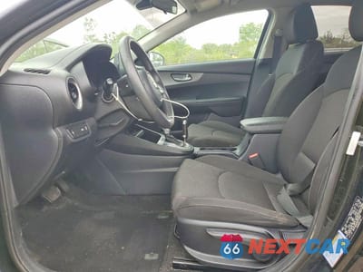Zdjęcie 7 z 12 samochodu: 2019 KIA FORTE LXS VIN:3KPF24AD5KE013804 - miniatura