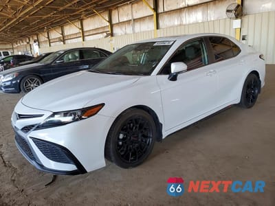 2023 TOYOTA CAMRY SE 4T1S11AK4PU733260 - główne zdjęcie licytacji z USA - miniatura