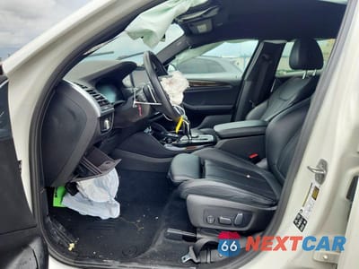 Zdjęcie 7 z 13 samochodu: 2024 BMW X4 XDRIVE30I VIN:5UX33DT03R9W98912 - miniatura