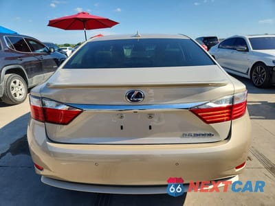 Zdjęcie 6 z 12 samochodu: 2014 LEXUS ES 300H VIN:JTHBW1GGXE2055890 - miniatura