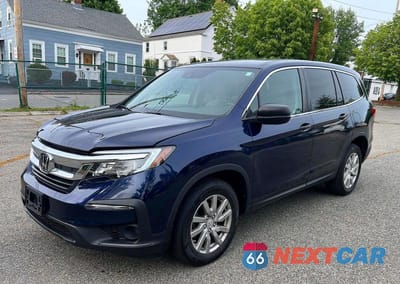 Drugie zdjęcie samochodu z przodu: 2019 HONDA PILOT LX VIN:5FNYF6H15KB089988 - miniatura