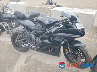 2025 YAMAHA YZFR7 JYARM38EXSA018141 - główne zdjęcie licytacji z USA - miniatura