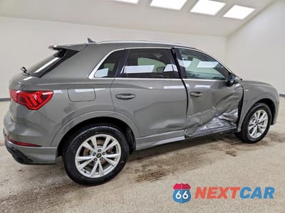 Trzecie zdjęcie samochodu z tyłu: 2025 AUDI Q3 PREMIUM S LINE 45 VIN:WA1DECF34S1013802 - miniatura