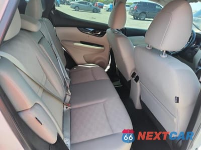 Zdjęcie 11 z 13 samochodu: 2022 NISSAN ROGUE SPORT SV VIN:JN1BJ1BV3NW349925 - miniatura