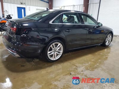 Trzecie zdjęcie samochodu z tyłu: 2024 AUDI A4 PREMIUM PLUS 45 VIN:WAUEAAF49RN008078 - miniatura