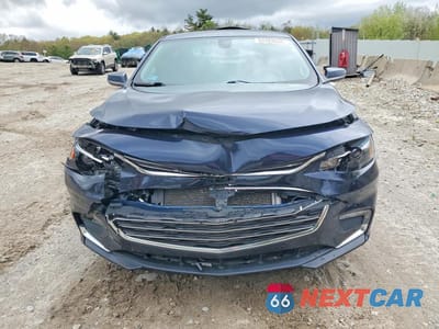 Piąte zdjęcie samochodu w środku: 2017 CHEVROLET MALIBU LT VIN:1G1ZE5ST9HF100418 - miniatura