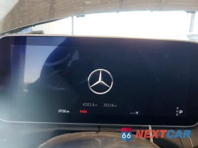 Zdjęcie 9 z 13 samochodu: 2022 MERCEDES-BENZ C 300 VIN:W1KAF4GB0NR030643 - miniatura