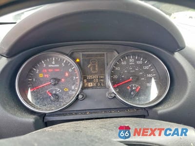 Zdjęcie 9 z 14 samochodu: 2011 NISSAN ROGUE VIN:JN8AS5MT3BW189506 - miniatura
