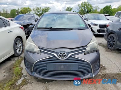 Piąte zdjęcie samochodu w środku: 2016 TOYOTA YARIS 3-DOOR LE VIN:VNKJTUD39GA060619 - miniatura