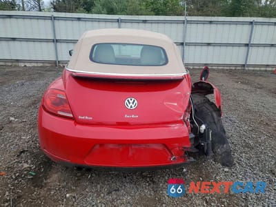 Zdjęcie 6 z 12 samochodu: 2016 VOLKSWAGEN BEETLE S VIN:3VW517AT0GM821155 - miniatura