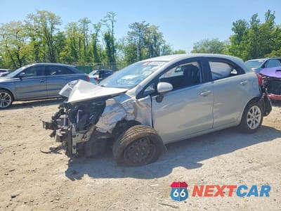 2012 KIA RIO 5-DOOR EX KNADN5A36C6011818 - główne zdjęcie licytacji z USA - miniatura