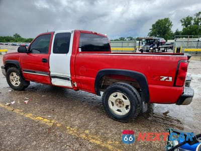 Drugie zdjęcie samochodu z przodu: 2004 CHEVROLET SILVERADO K1500 VIN:2GCEK19T141228506 - miniatura