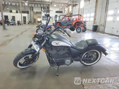 Trzecie zdjęcie samochodu z tyłu: 2013 VICTORY MOTORCYCLES HIGH-BALL VIN:5VPWB36NXD3023736 - miniatura