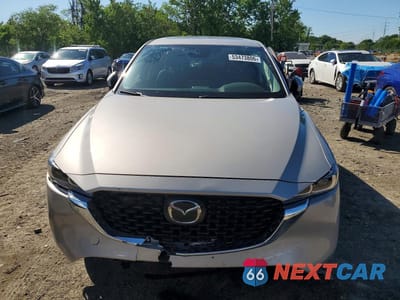 Piąte zdjęcie samochodu w środku: 2025 MAZDA CX-5 PREFERRED VIN:JM3KFBCL5S0643429 - miniatura