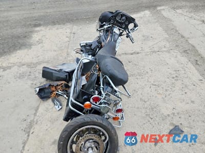 Zdjęcie 6 z 8 samochodu: 2006 HARLEY-DAVIDSON FLHTCUI VIN:1HD1FCW116Y641994 - miniatura