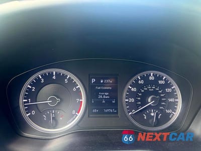 Zdjęcie 8 z 11 samochodu: 2019 HYUNDAI SANTA FE SE VIN:5NMS2CAD6KH085144 - miniatura